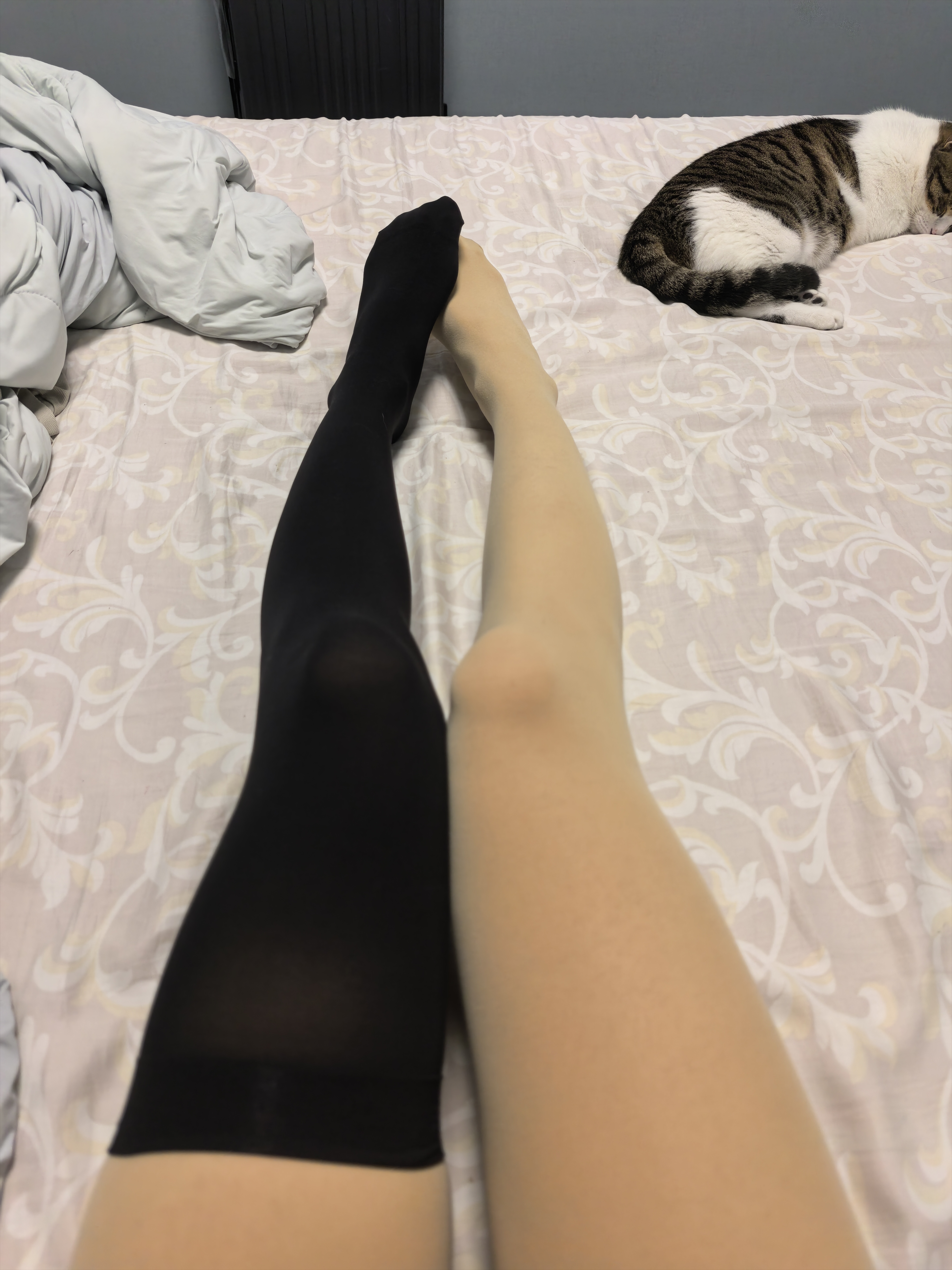 天鹅绒压力袜黑色过膝袜女夏季瘦腿长筒袜大腿防滑丝袜小腿袜长袜